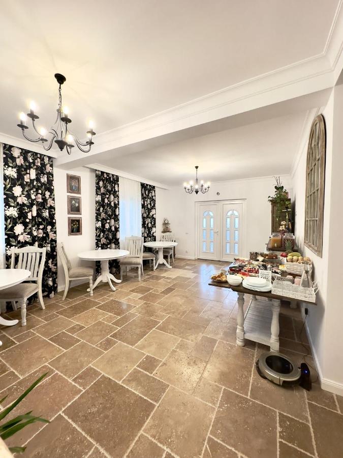 Bed and Breakfast Alma Rezidence Turda Exterior foto